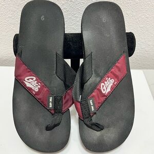 GRIZ flip flops Grip6 Black and Burgundy